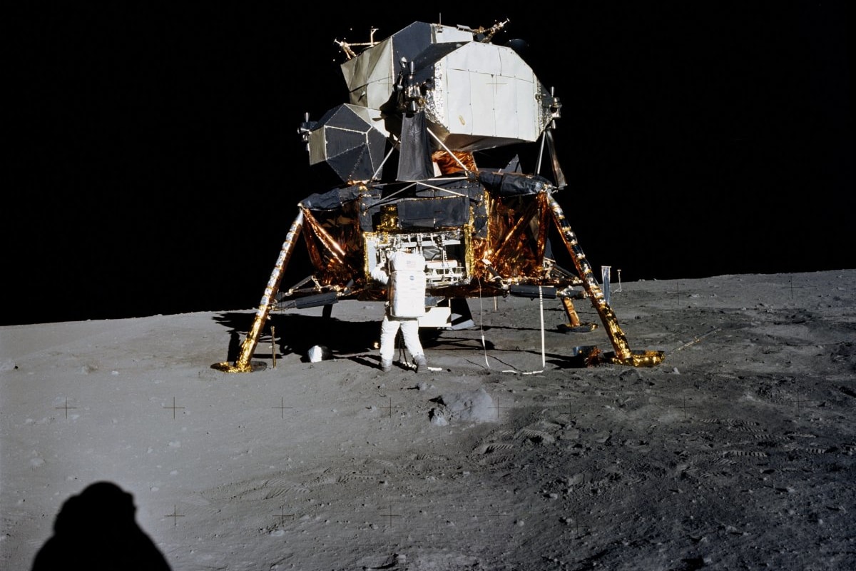 Apollo 11, l'atterrissage sur la lune en 7 photos panoramiques - Focus.it