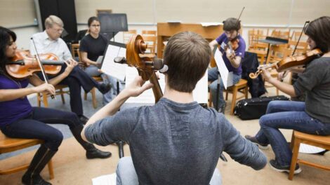 De quoi ai-je besoin pour enseigner la musique dans un véranda?