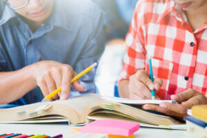 Comment étudier la grammaire italienne