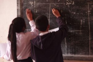 Comment aider un enfant à se concentrer: conseils utiles