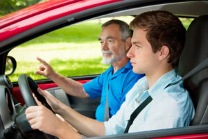 Comment devenir professeur d'école de conduite