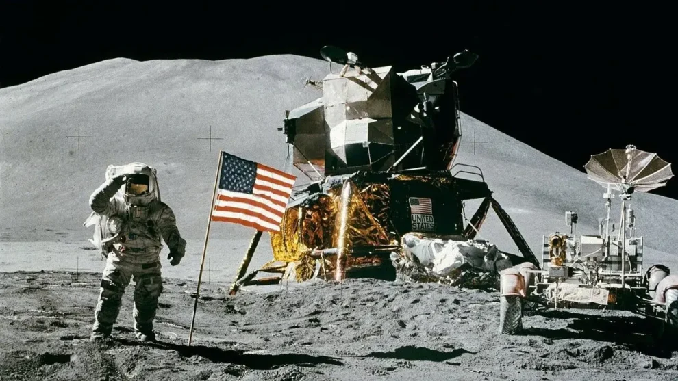 Quand les premiers pas sur la lune ont-ils été pris?