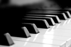 À quel âge commencer à jouer du piano?