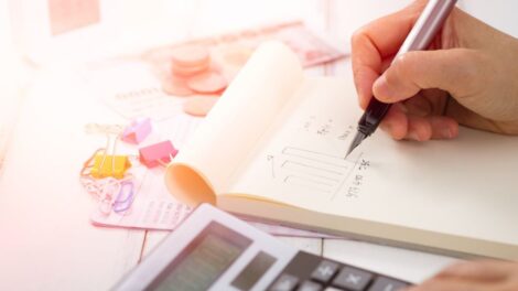 Comment préparer le dernier examen économique