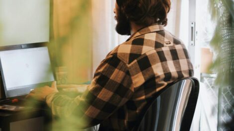 Comment revoir et conclure efficacement un script