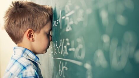 Apprenez la simplification des fractions algébriques