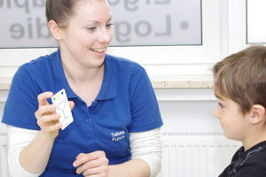 Tutor DSA: Quel rôle a-t-il?