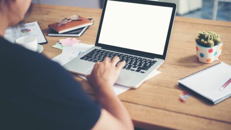 Comment améliorer l'anglais au travail: voici toutes les astuces