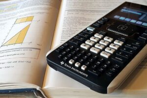 Comment étudier la partie des mathématiques qui étudient les vecteurs