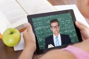 5 raisons de faire une école après l'école en ligne