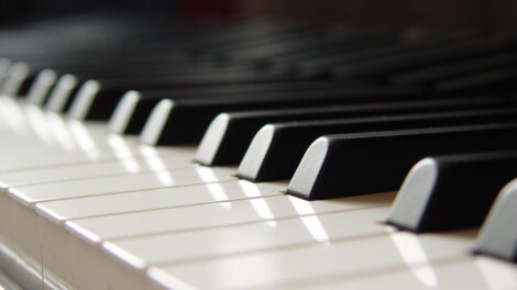5 conseils pour commencer à jouer du piano