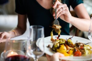 Alimentation électrique pour améliorer la concentration dans l'étude