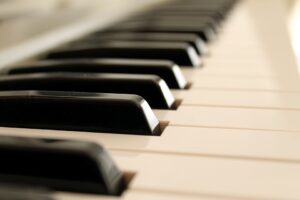 Stradivari Bonus 2018: ce que c'est, comment cela fonctionne, les exigences