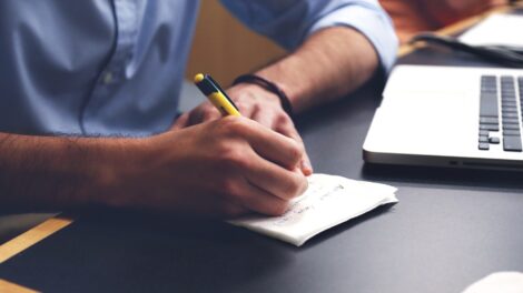 Comment étudier l'anglais soi-même: conseils et méthodes