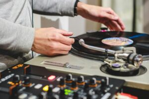 DJ Turin Courses: où apprendre à mélanger