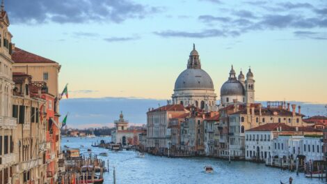 Examen de qualification du guide touristique: tout ce que vous devez savoir