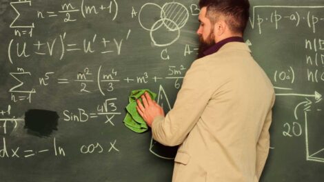 Le moment dans une collation, je change le signe, dans l'étude des signes dois-je considérer le signe initial ou final de l'inégalité?