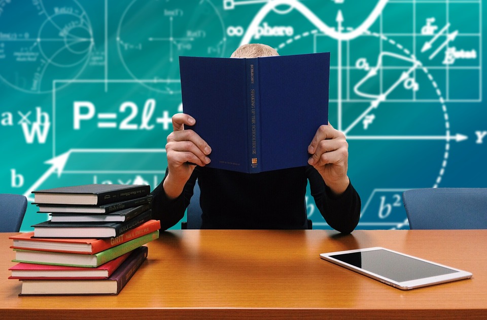Science? Mathématiques? Voici la méthode gagnante pour étudier!